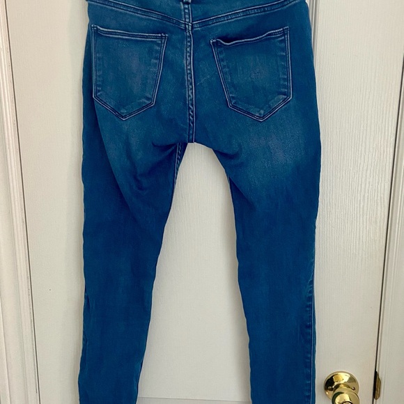 4 for $20 🖤 Abercrombie & Fitch Harper Low Rise Jegging - Picture 4 of 4